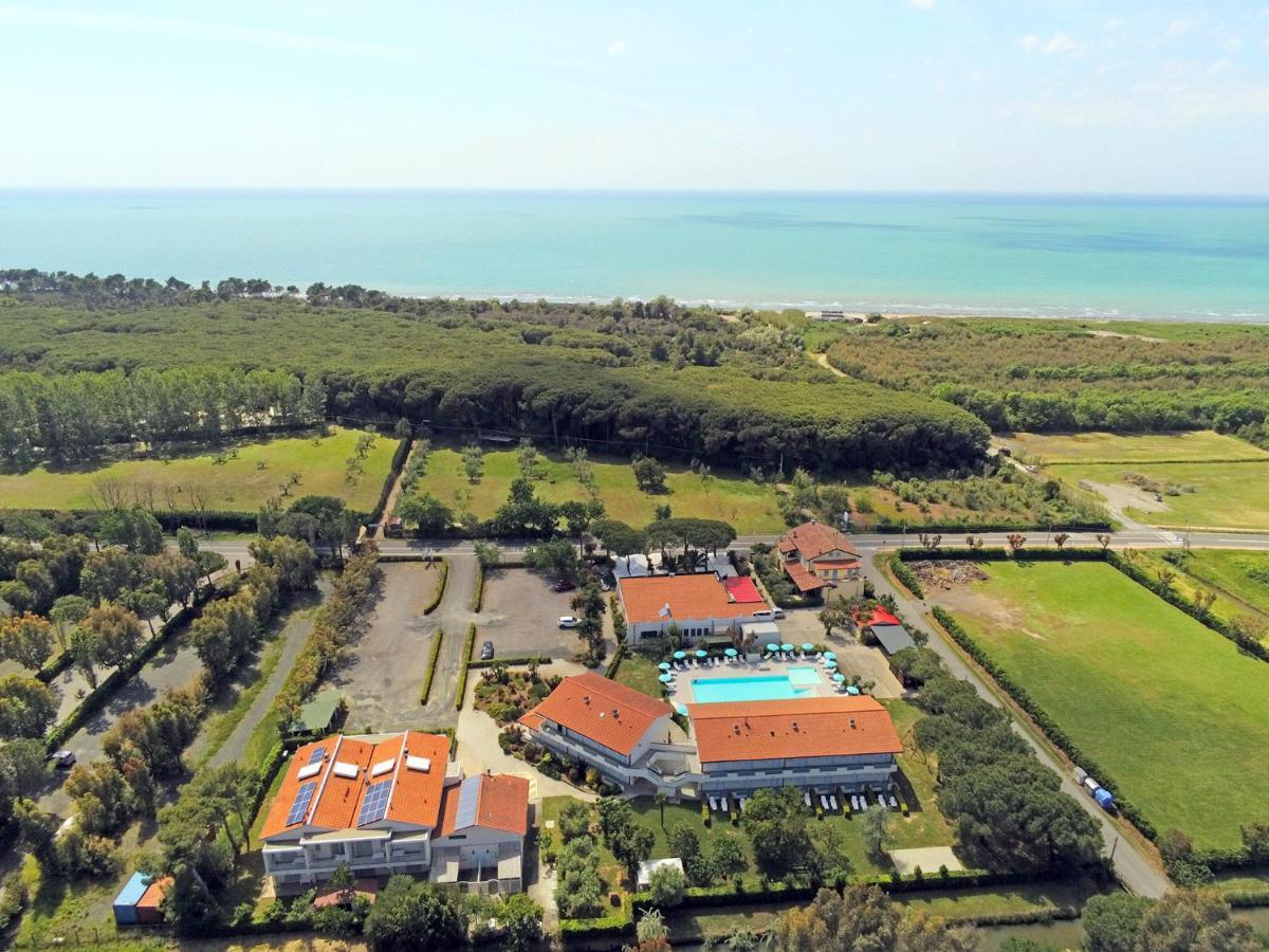 Apartments In Residence In Vada With Swimming Pool 450 Meters From The Sea Eksteriør billede
